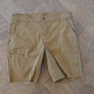 Mountain Hardwear Men's Hardwear‎ Active Short Size 34/9 Corozo Nut